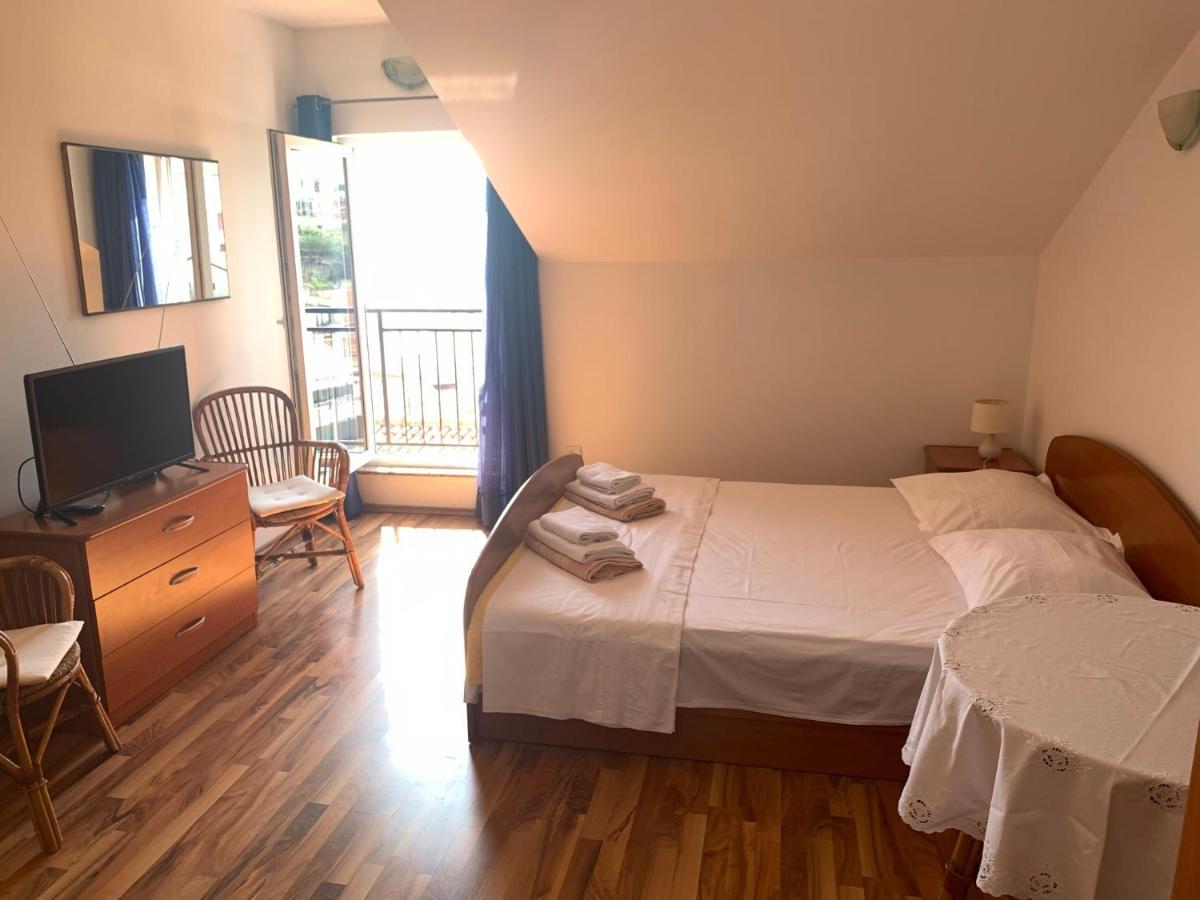 Apartman Senka Podgora Exteriér fotografie