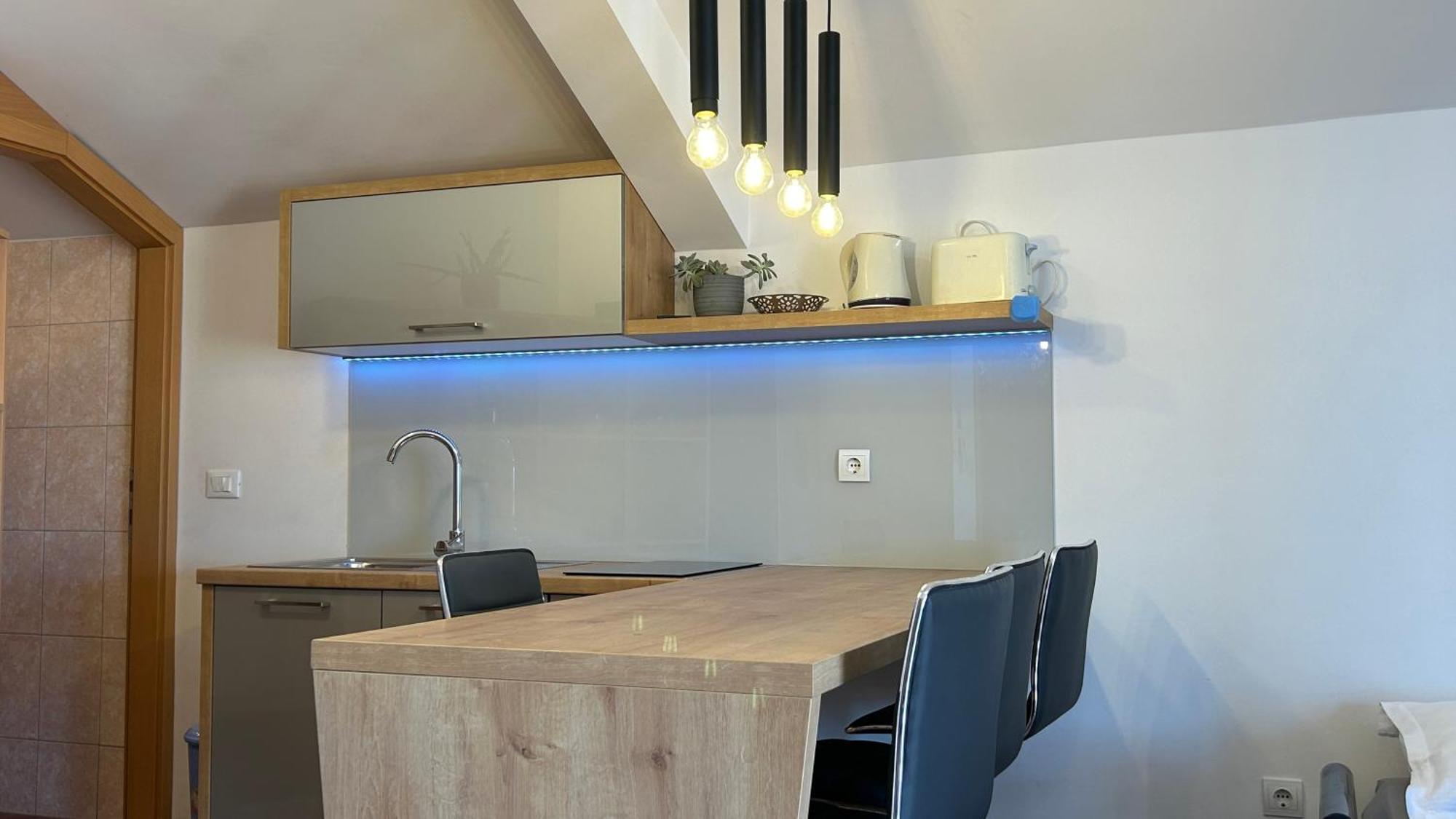 Apartman Senka Podgora Exteriér fotografie
